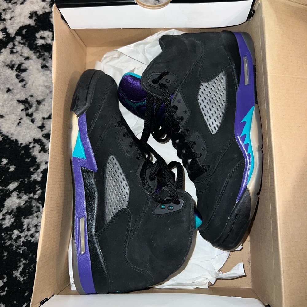 Black grape Jordan’s